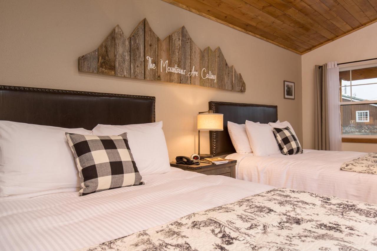 Woodland Inns Forks Buitenkant foto